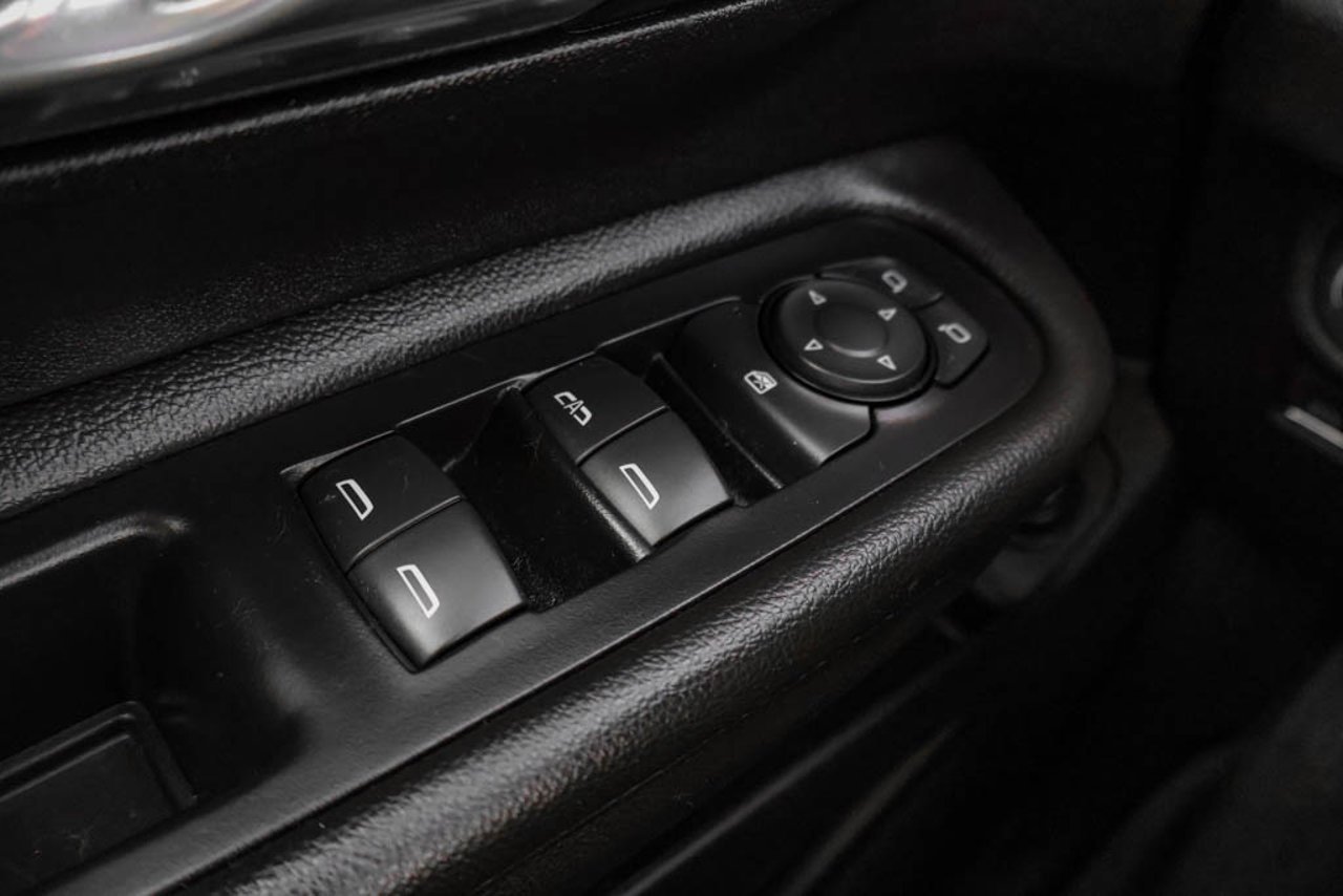 2024 GMC Terrain AWD 4dr SLE Black Sherwood Park - photo #15