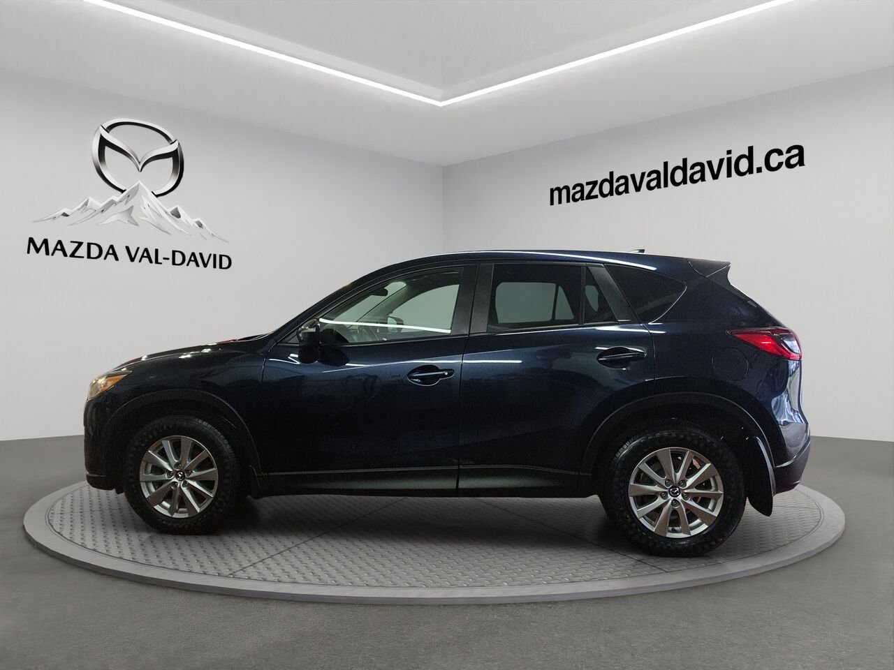 2016 Mazda CX-5 Traction intégrale, 4 portes, boîte automatique, GS, Toit ouvrant, commande audio au volant, Blue Val-David - photo #1