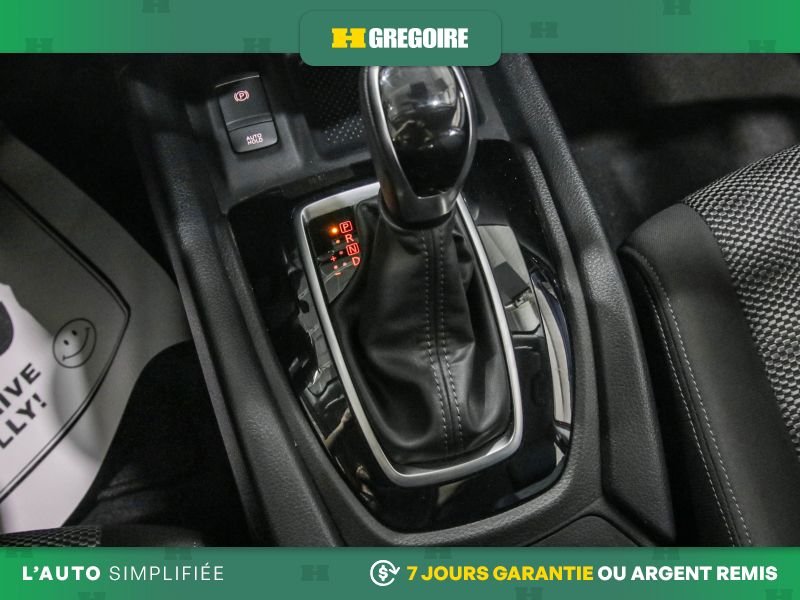 Nissan Qashqai 2021 Rouge Laval - photo #15