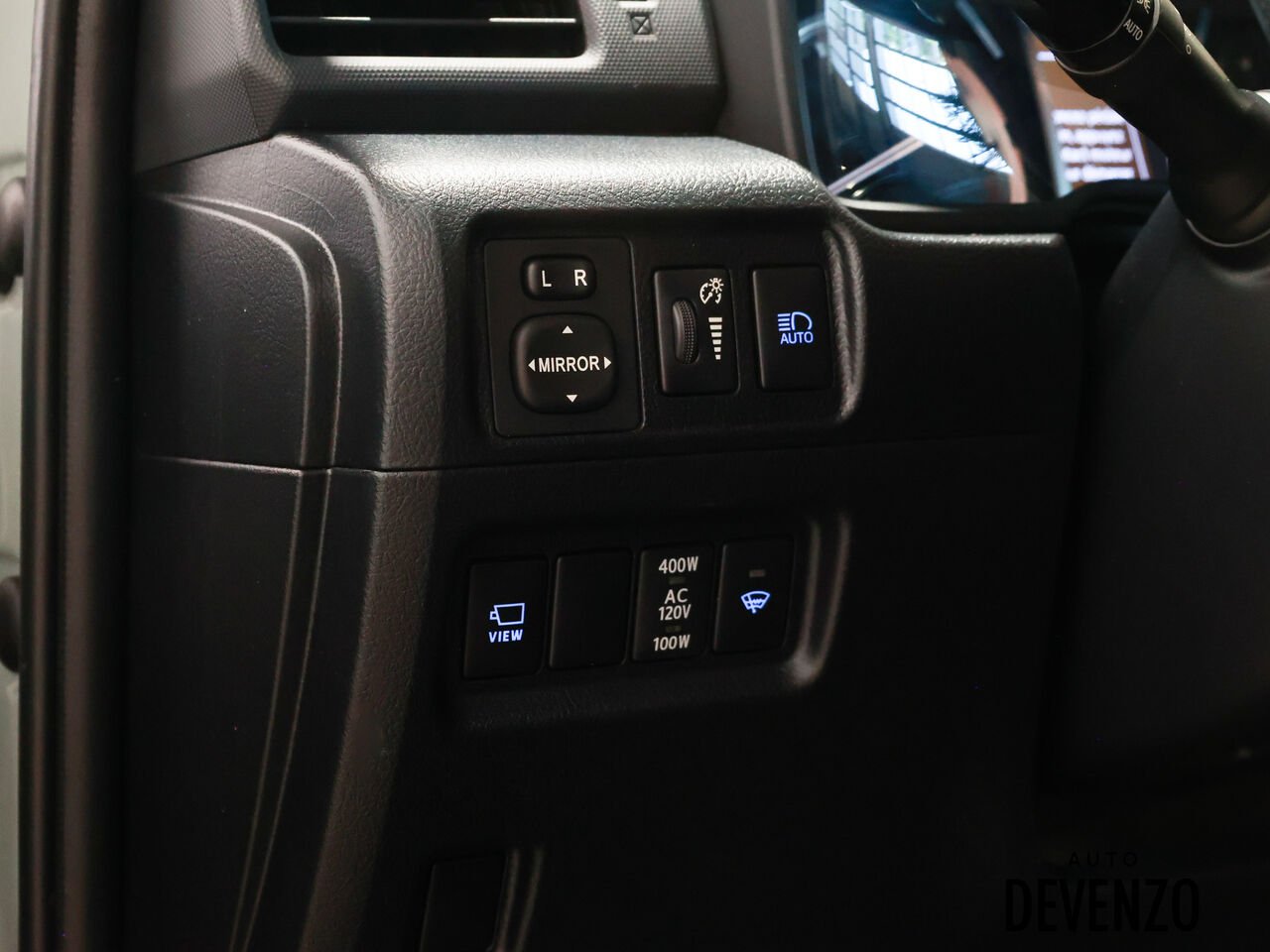 2022 Toyota 4Runner Grey Saint-Eustache - photo #13