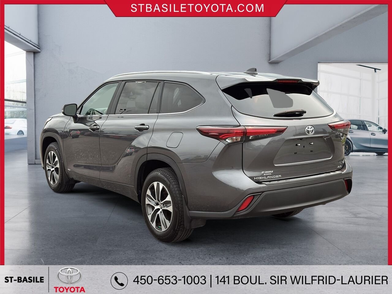 2025 TOYOTA Highlander Hybrid Grey Saint-Basile-le-Grand - photo #6