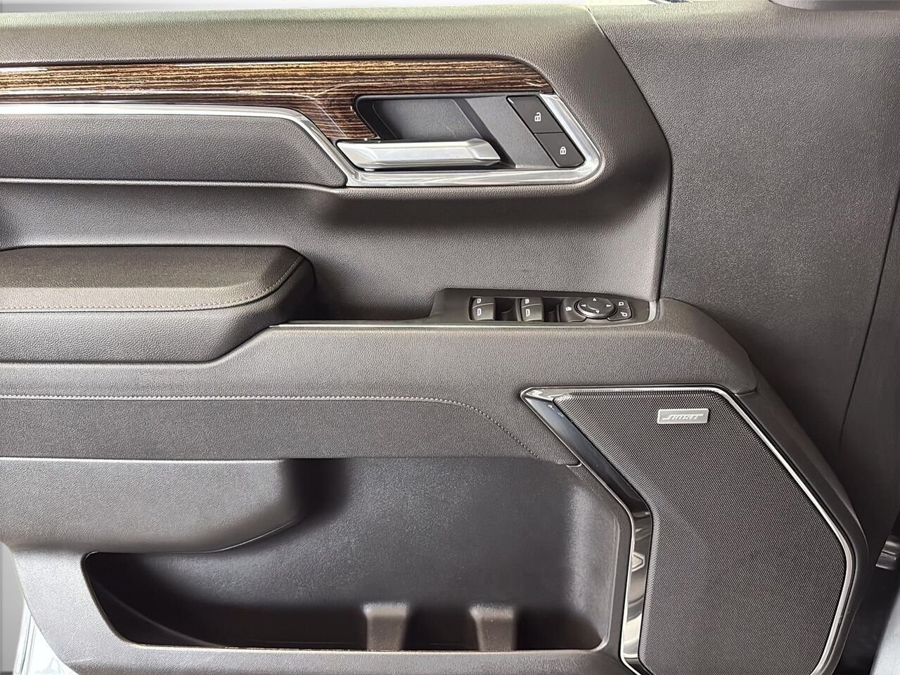 2026 GMC Sierra 1500 Elevation cabine multiplace 4RM 157 po STERLING METALLIC Saint-Hyacinthe - photo #10