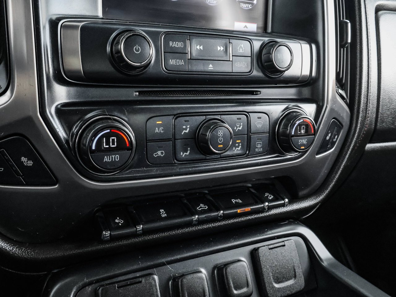 2016 GMC Sierra 1500 4WD Crew Cab 143.5 SLT Black Sherwood Park - photo #28