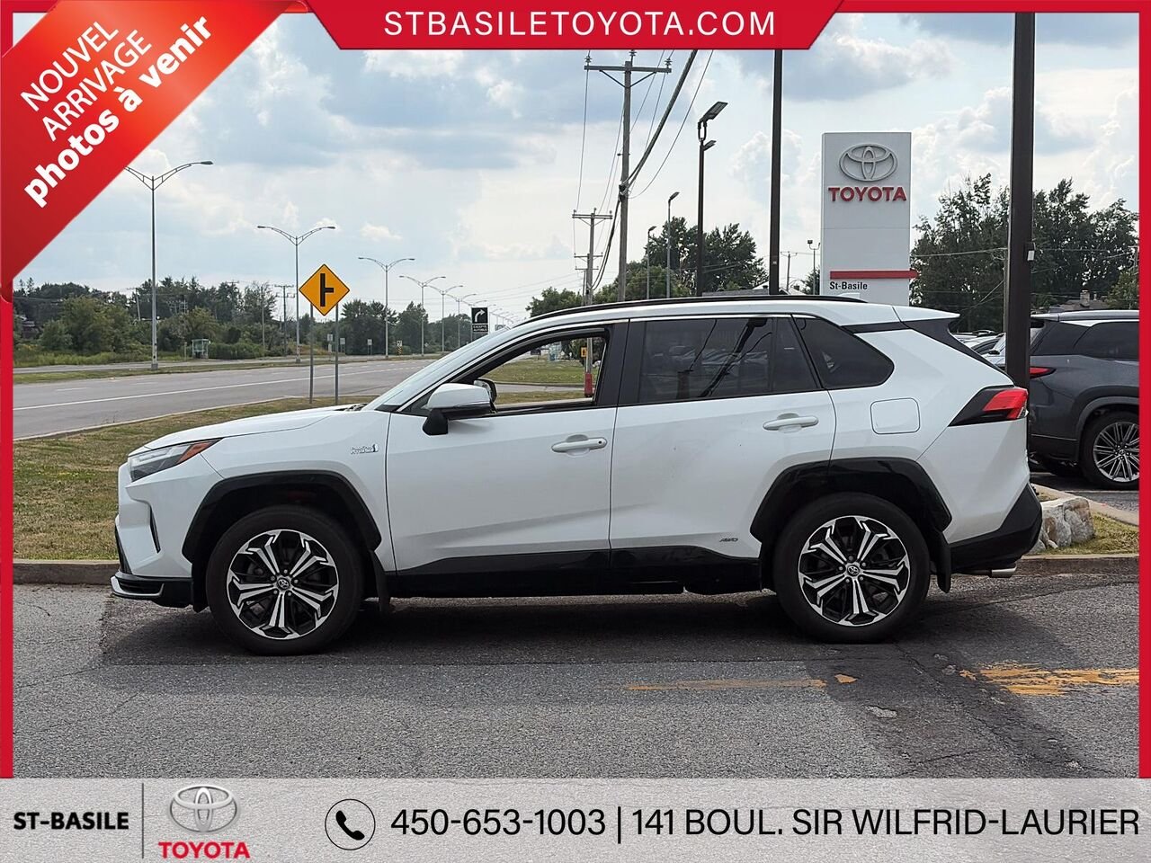 TOYOTA RAV4 PRIME 2023 Gris Saint-Basile-le-Grand - photo #1