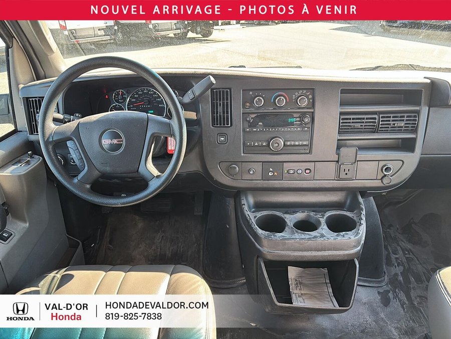 2024 GMC Fourgonnette Savana utilitaire 2024 White