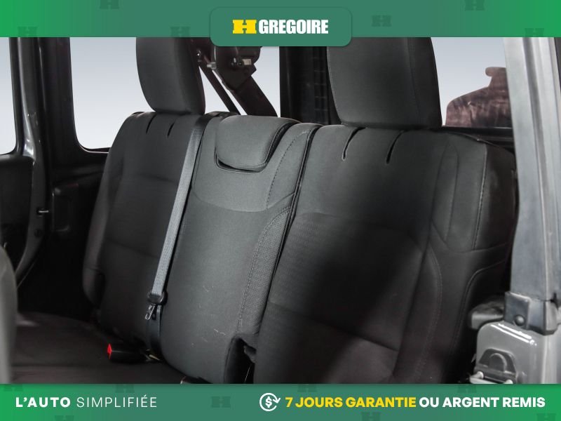 Jeep Wrangler 821166 | UNLIMITED SAHARA AUTO A/C MAGS CAM RECUL BLUETOOTH 2021 Gris Laval - photo #21