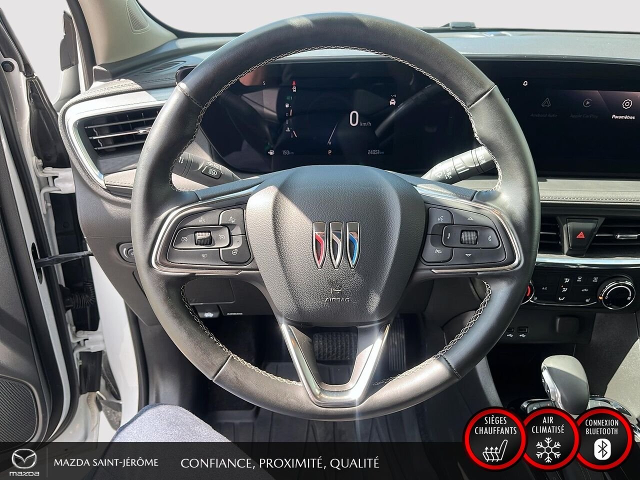 Buick Encore GX Privilégiée | AWD | CLEAN CARFAX | 2024 Blanc Saint-Jérôme - photo #12