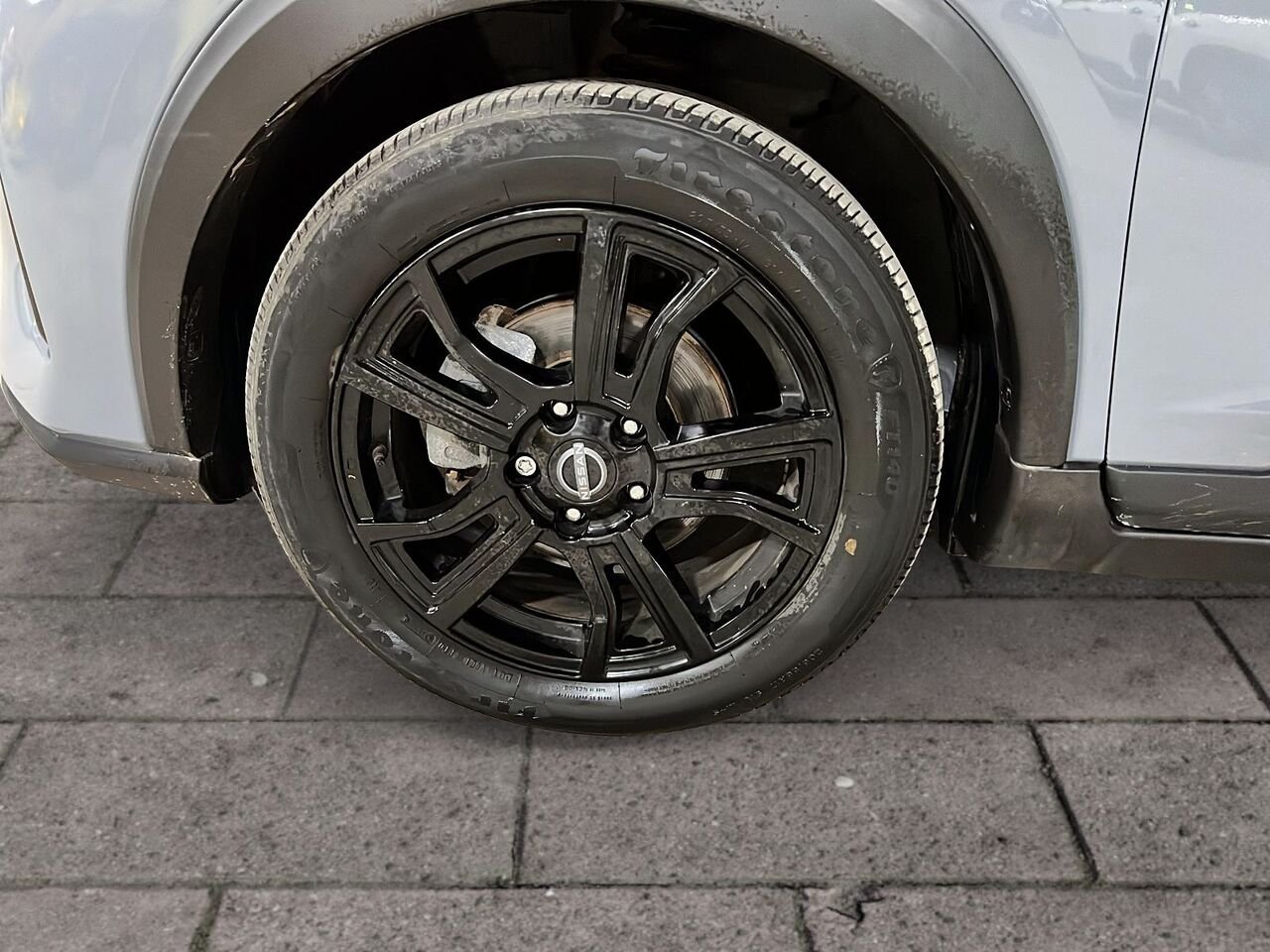 2024 Nissan Kicks SR Grey Québec - photo #6