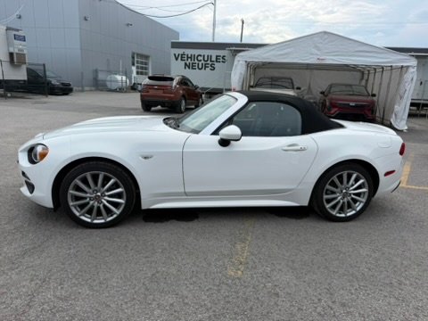 2017 FIAT 124 Spider 2017 White