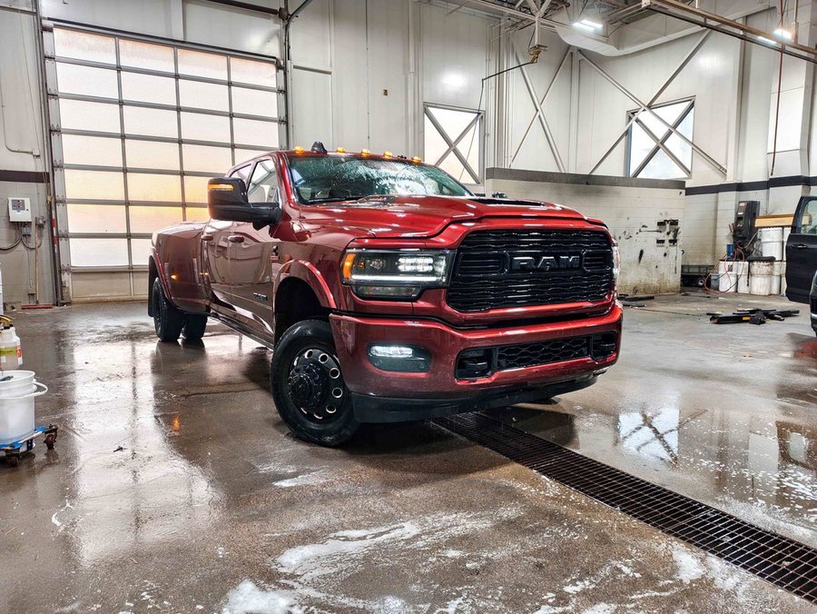 2023 Ram 3500 2023 Red