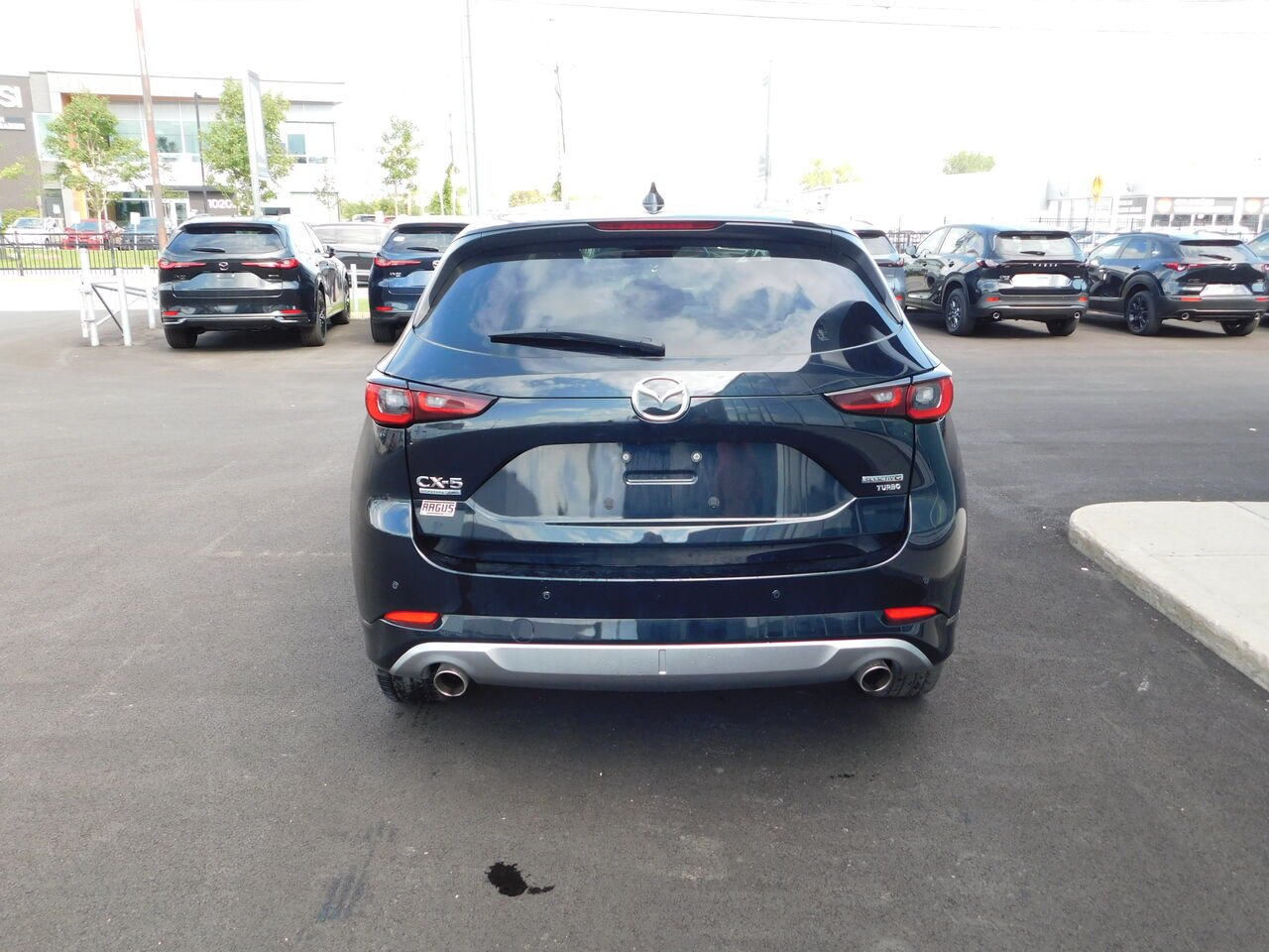 2024 Mazda CX-5 Signature TI Black Gatineau - photo #3