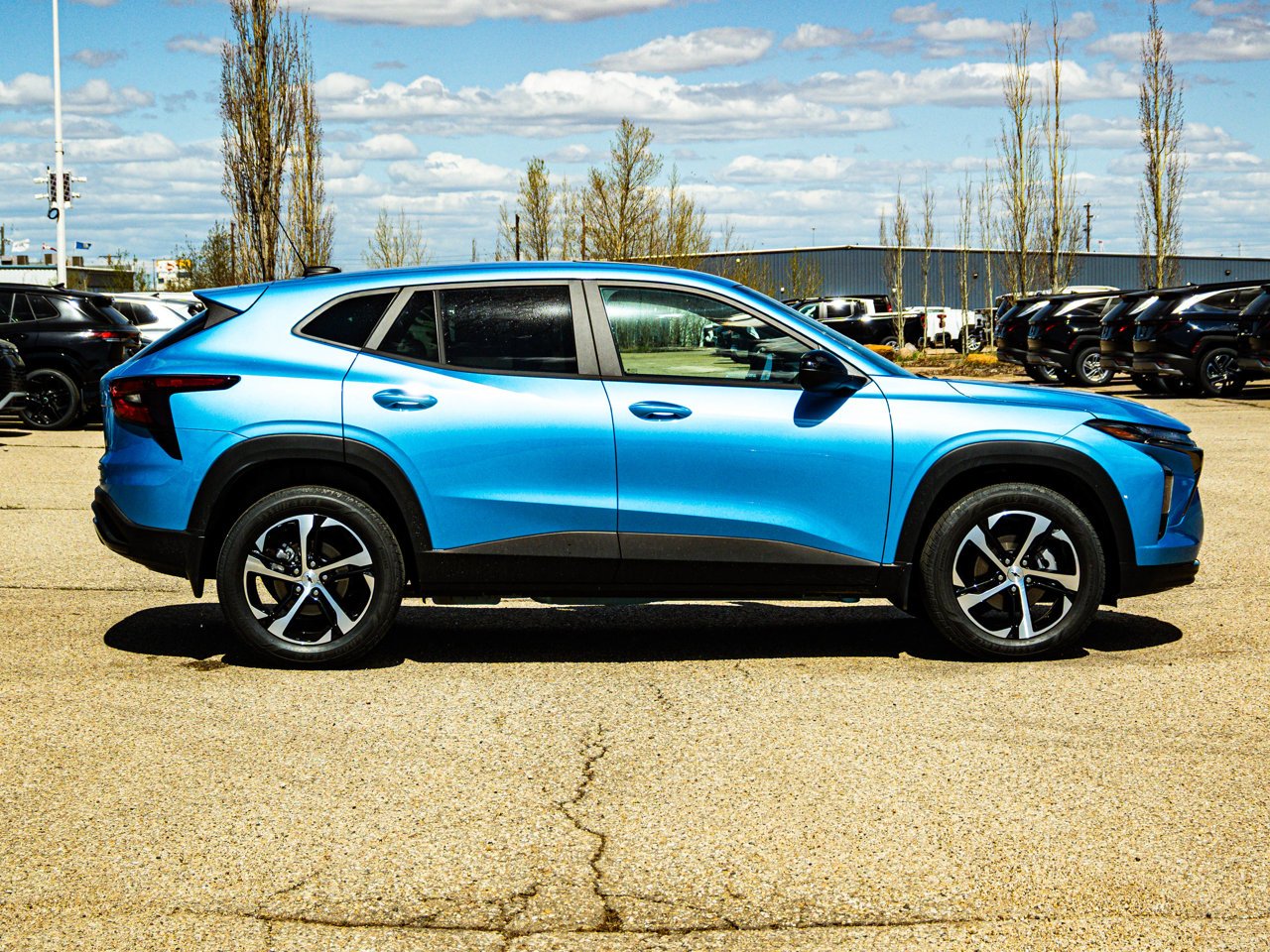 2026 Chevrolet Trax FWD 4dr 1RS Blue Sherwood Park - photo #13