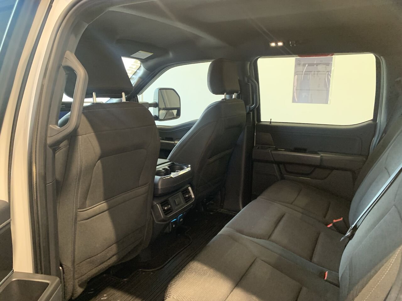 Ford F-150 F150 XLT CREW CAB SHORT BOX 2024 Gris Châteauguay - photo #19