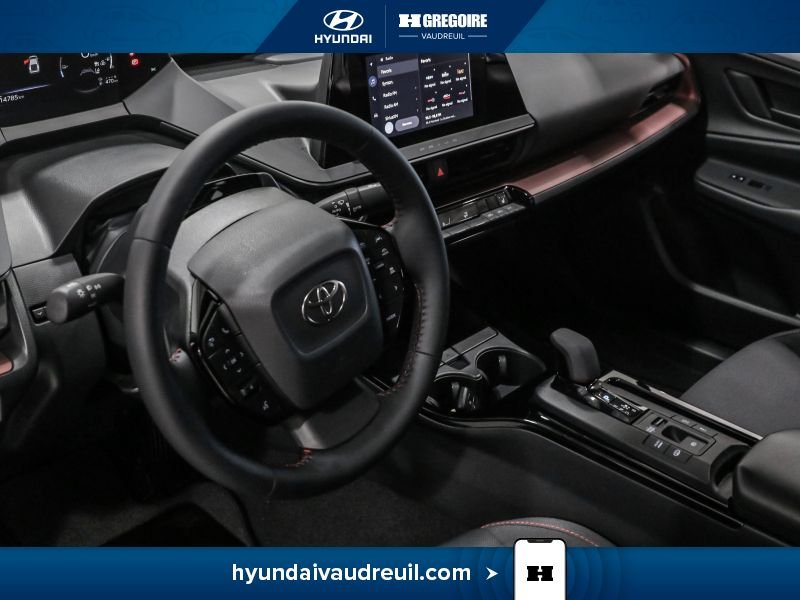 2026 Toyota Prius Silver Saint-Eustache - photo #13