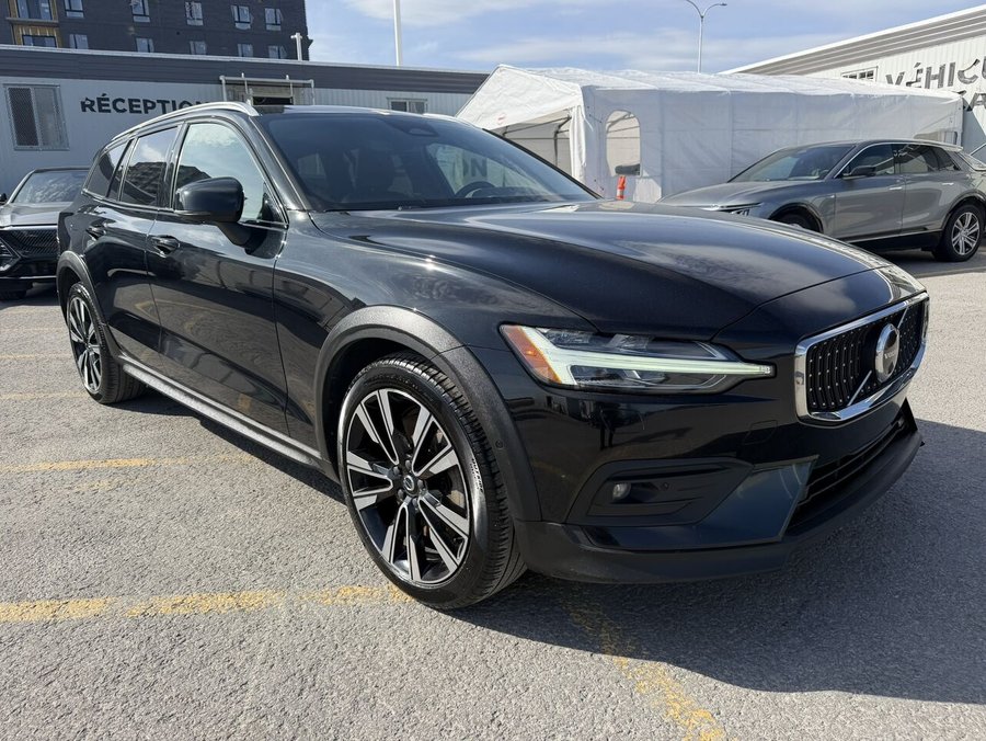 Volvo V60 Cross Country 2023 2023 Noir