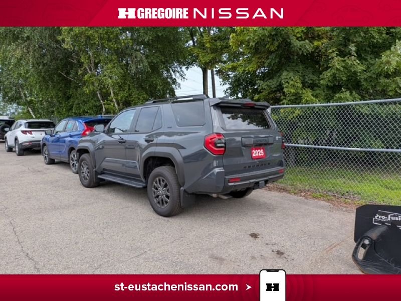 2025 Toyota 4Runner Grey Laval - photo #7