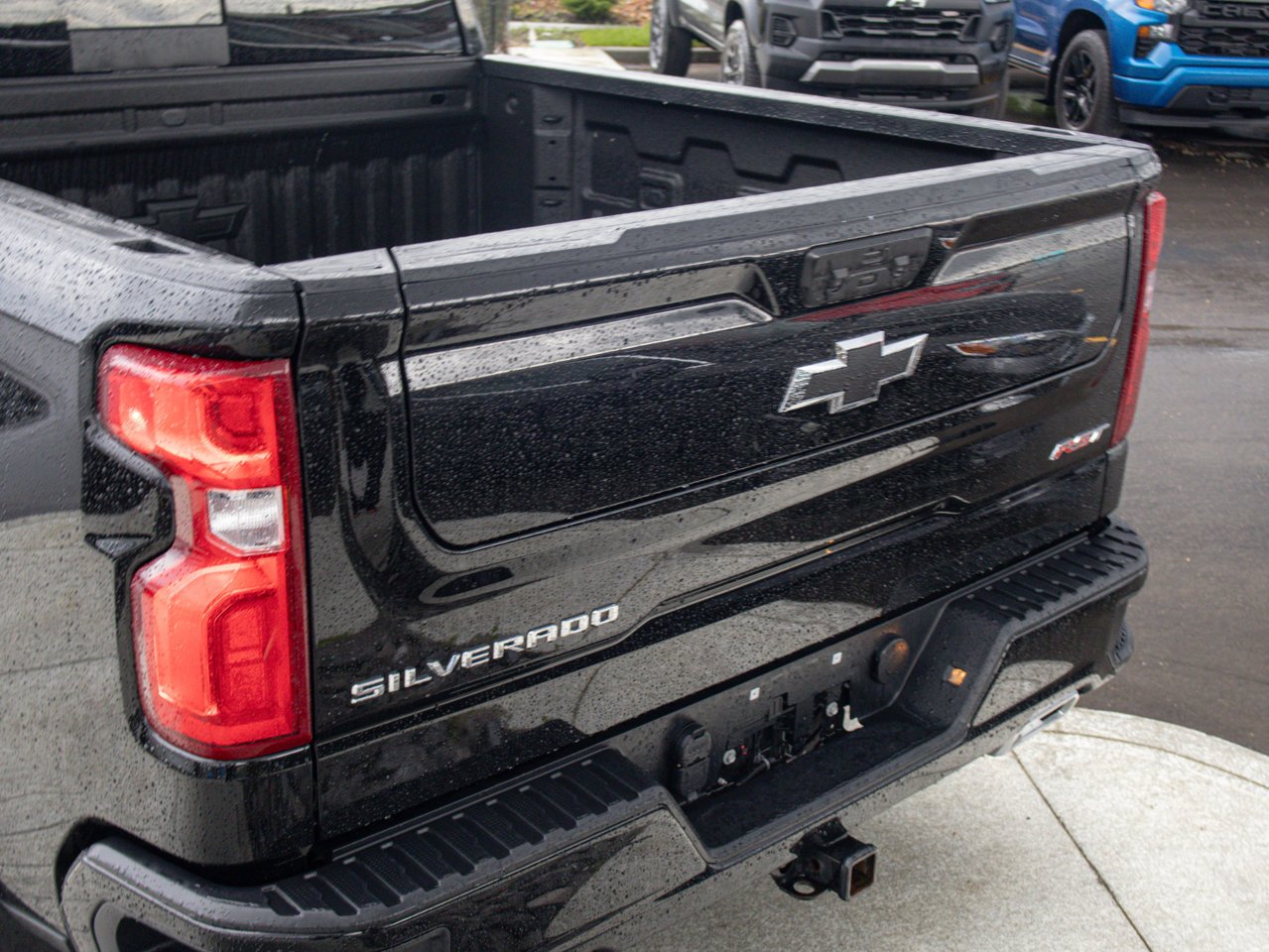 2024 Chevrolet Silverado 1500 4WD Crew Cab 147 RST Black Sherwood Park - photo #11