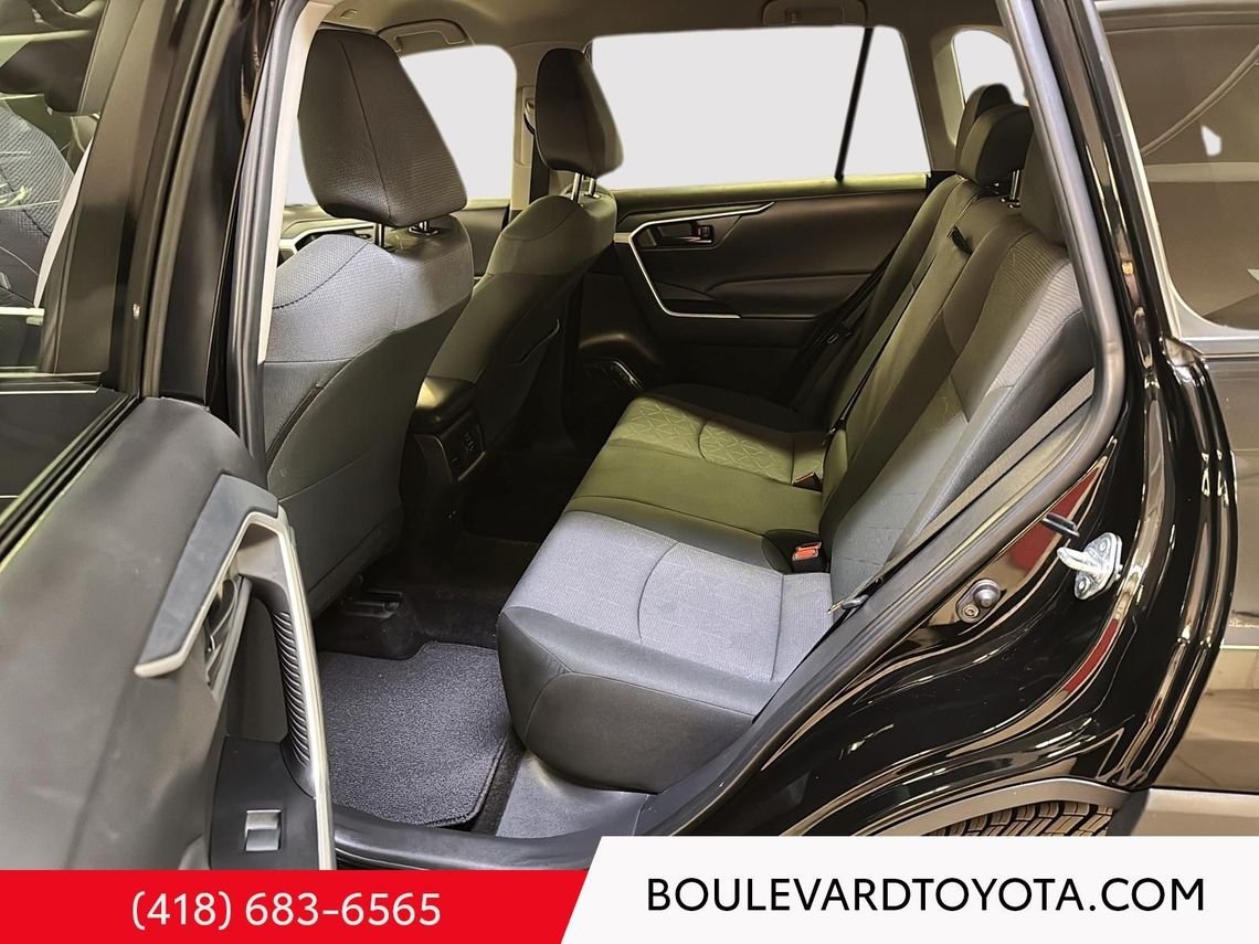 2024 Toyota RAV4 531713-108 | LE, AWD Midnight Black Metallic Québec - photo #29
