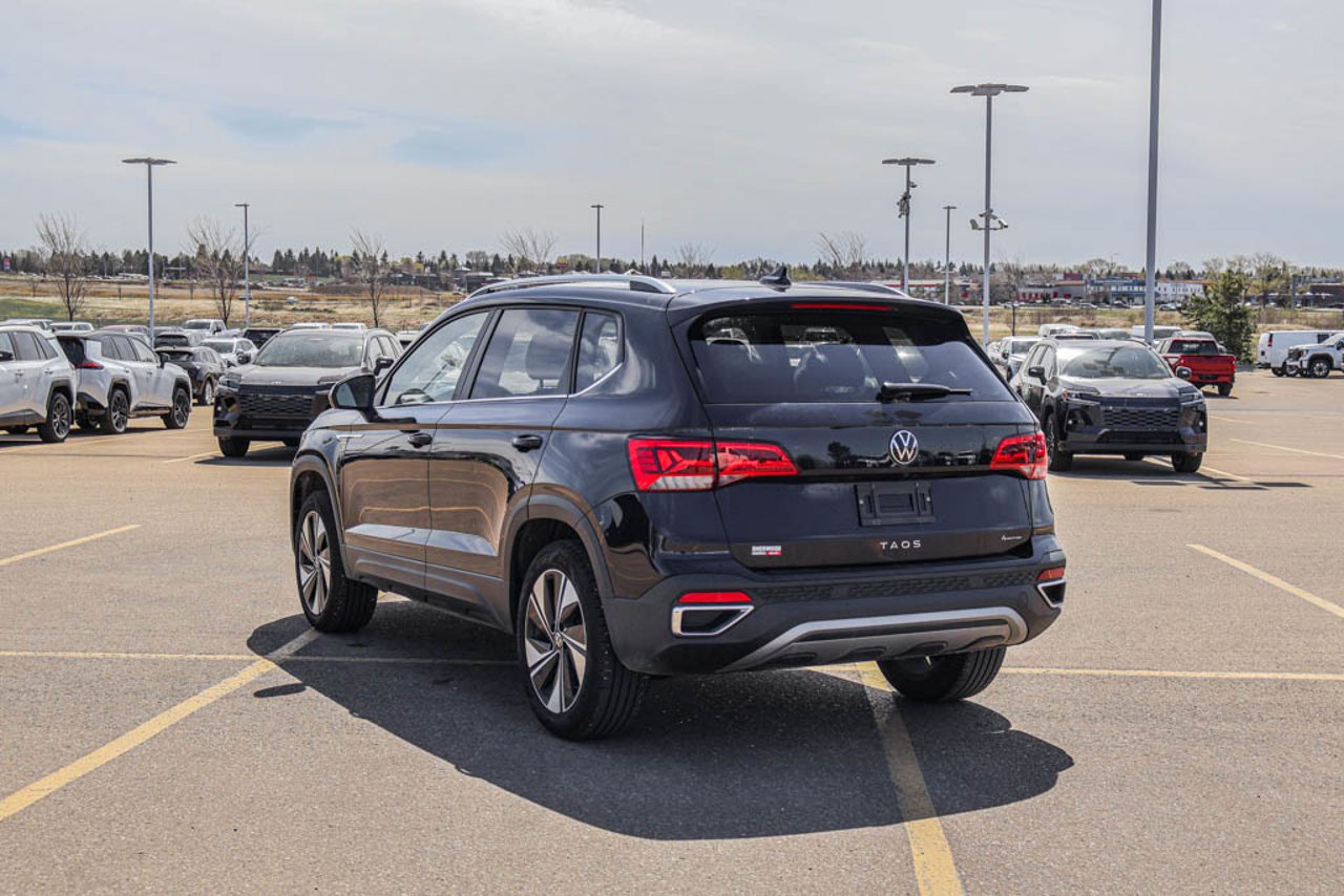 2024 Volkswagen Taos Comfortline 4MOTION Black Sherwood Park - photo #5