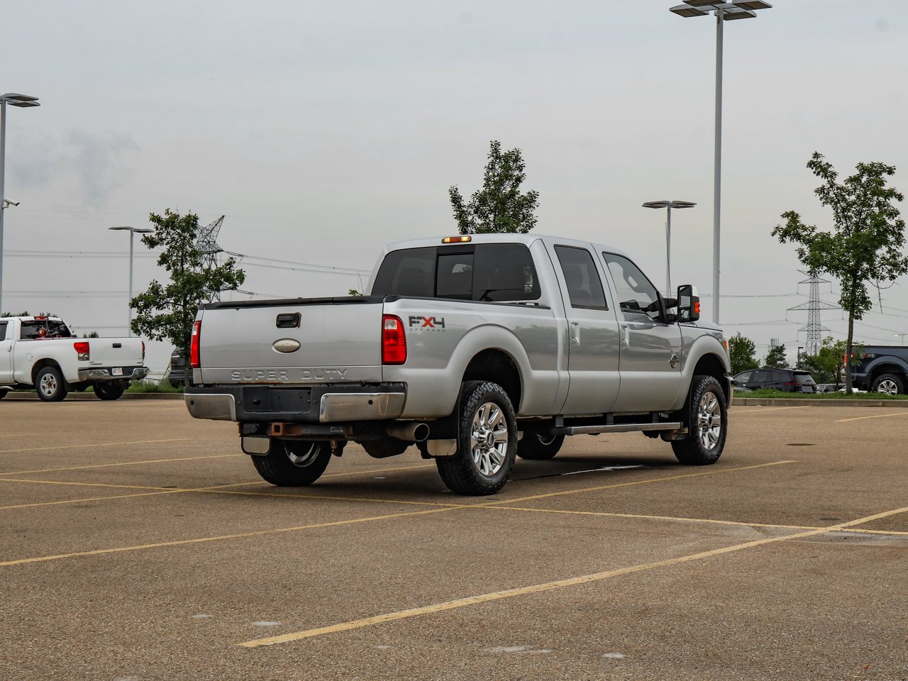 2011 Ford Super Duty F-350 4WD Crew Cab 156 Lariat Grey Sherwood Park - photo #7