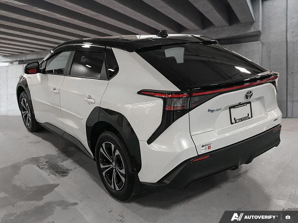 2025 Toyota bZ4X S2501170 | XLE White Edmonton - photo #3