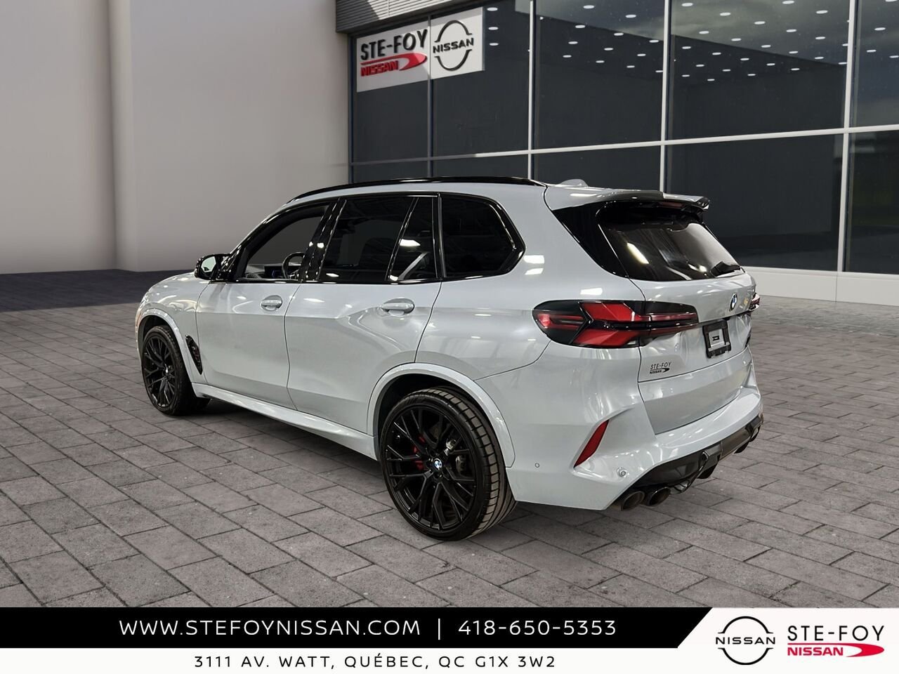 2024 BMW X5 M Grey Ste-Foy - photo #3