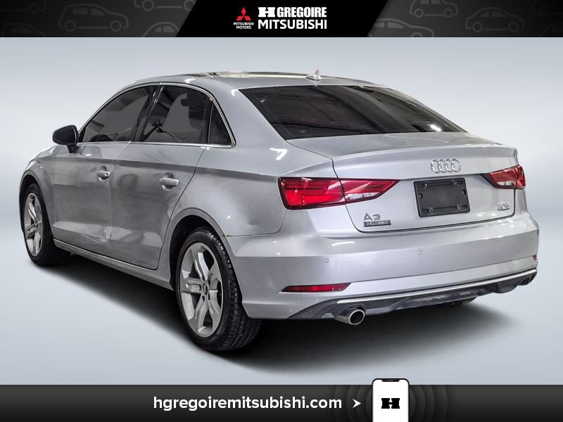 Audi A3 MP4422 | 2.0T Komfort * AWD* Cuir * Mags * Toit 2017 Argent Laval - photo #5