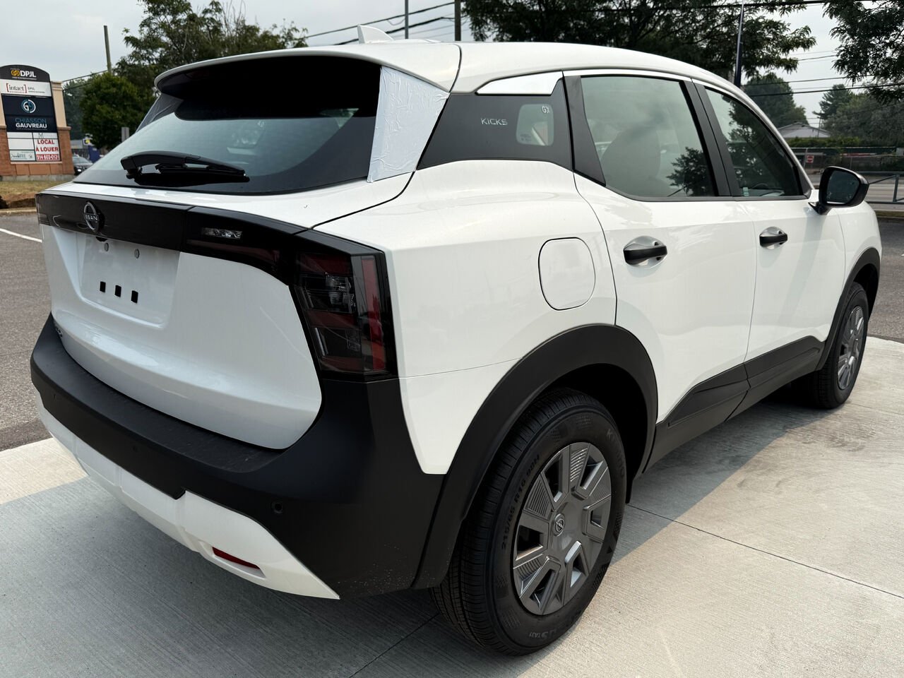 Nissan Kicks KICKS S AVANT 2025 Blanc d'Aspen triple couche Châteauguay - photo #4