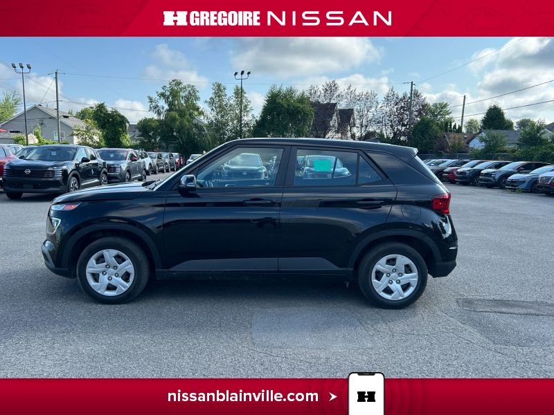 Hyundai Venue 2022 Noir Blainville - photo #5