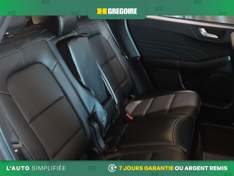 2022 Ford Escape Grey Laval - photo #27