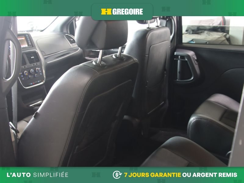 Dodge GR Caravan 821265 | Premium Plus AUTO A/C MAGS CUIR CAM RECUL BLUETOOT 2020 Gris Laval - photo #23