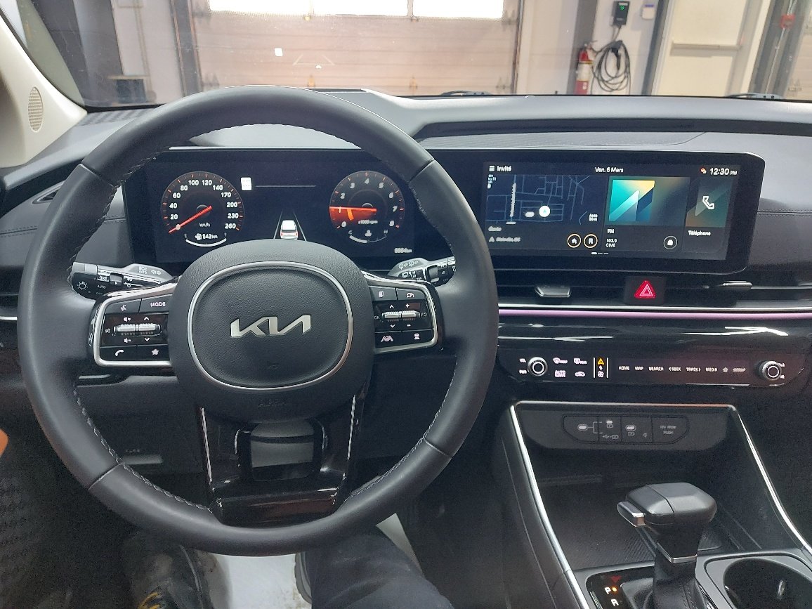 KIA Carnival 2026 Blanc neige nacré Blainville - photo #20