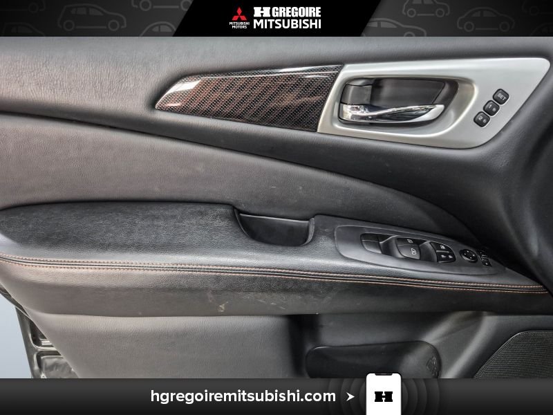 2020 Nissan Pathfinder Black Blainville - photo #12
