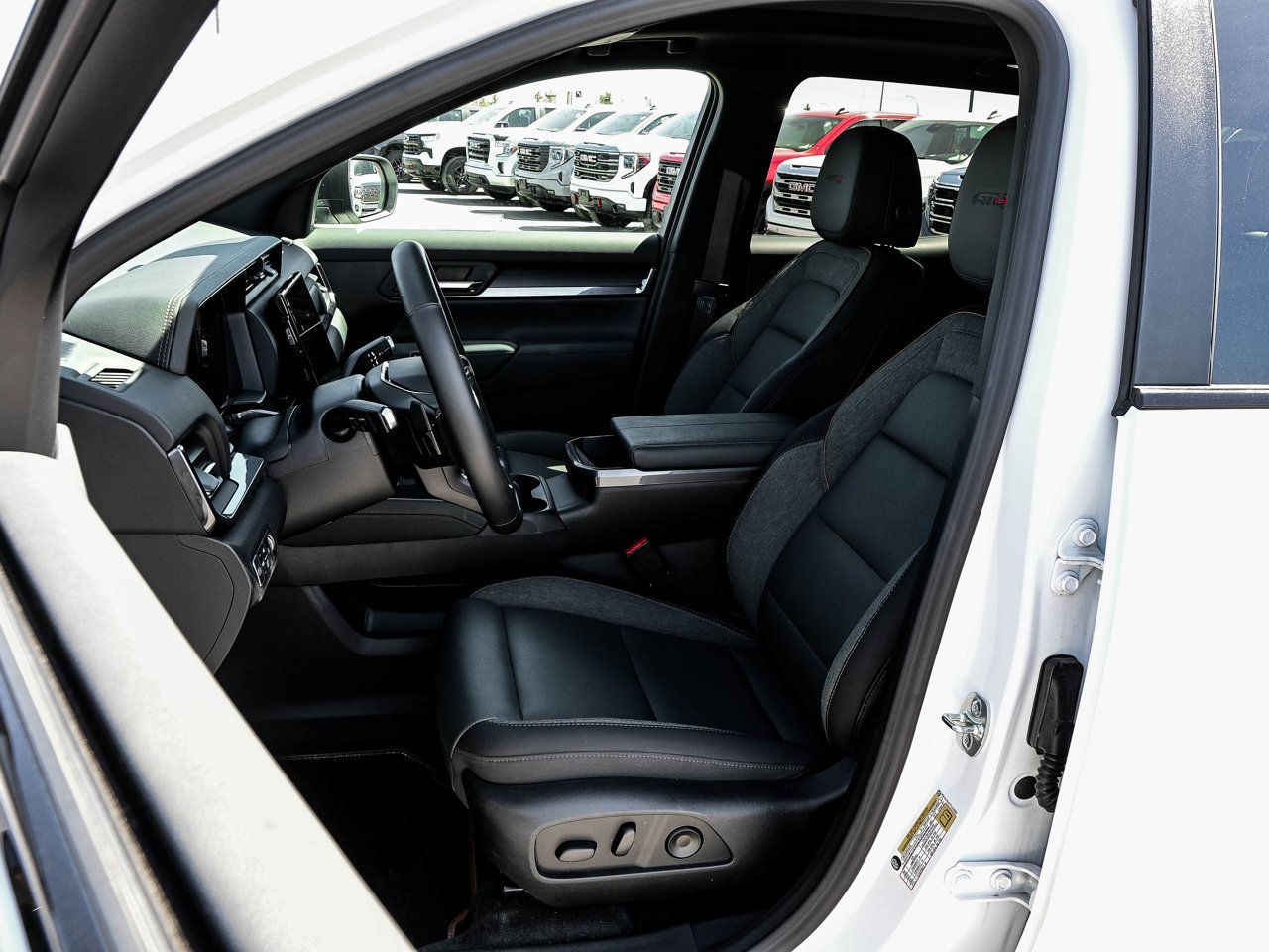 2026 GMC Terrain AWD 4dr AT4 White Sherwood Park - photo #16