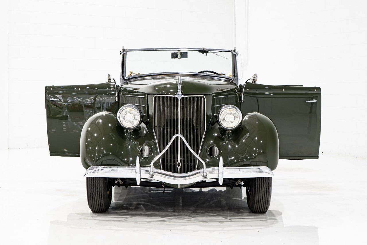 1936 Ford Model 48 Phaeton PRIX EN USD | Beautifully presented in original condition Green Montreal - photo #30