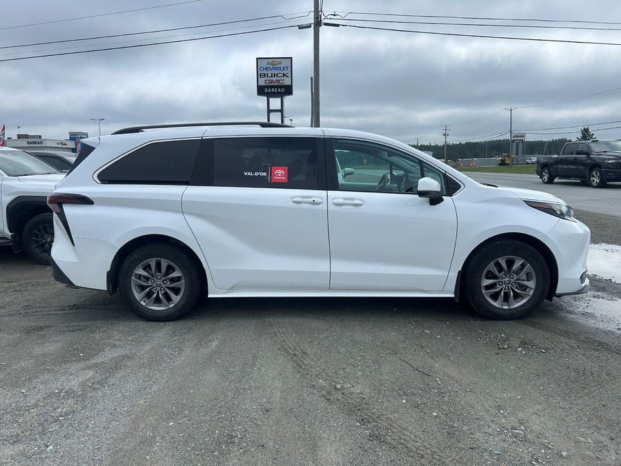 2025 Toyota Sienna 2025 White