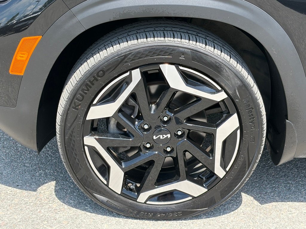 2024 Kia Seltos Black Gatineau - photo #9