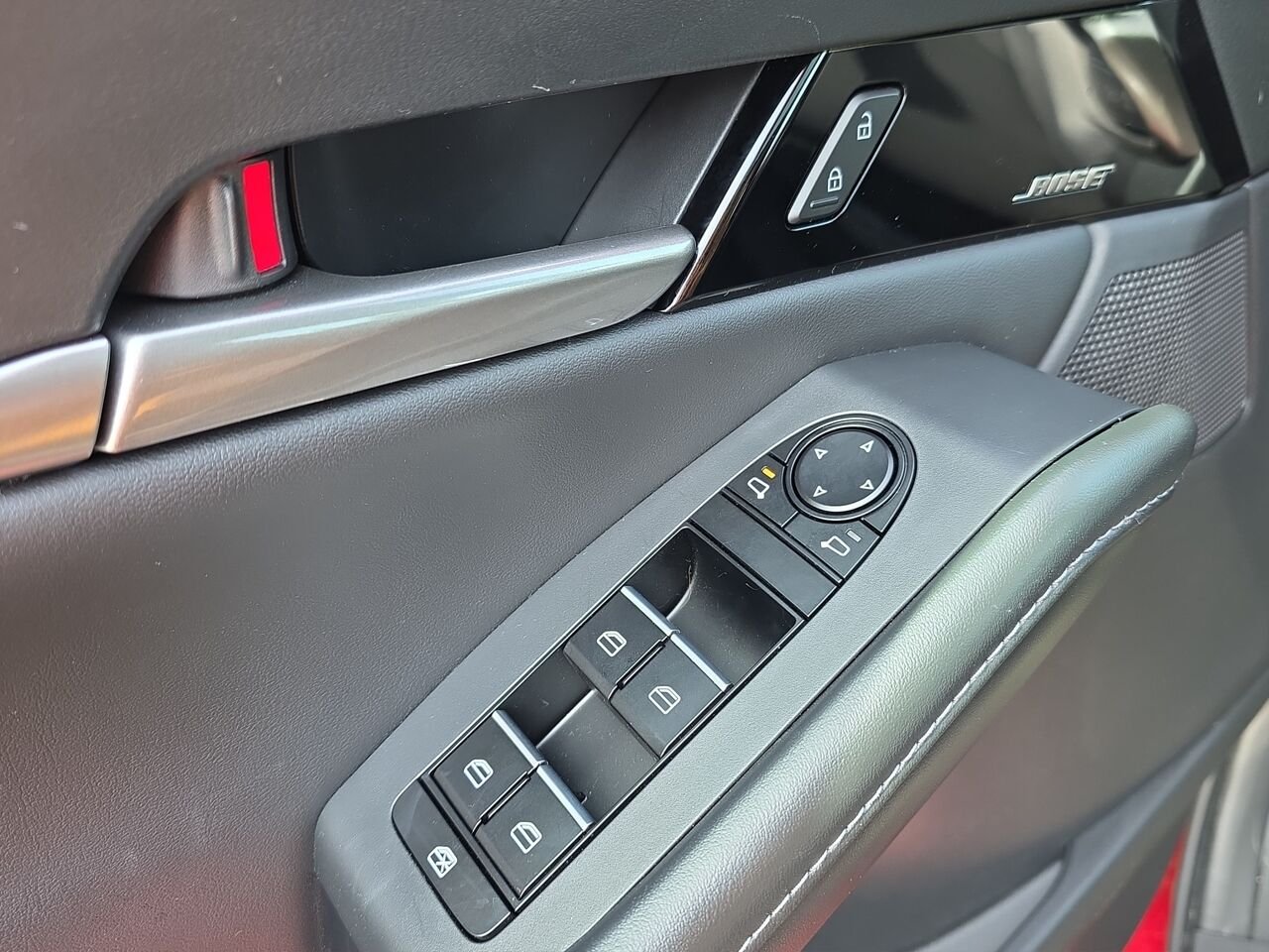 2026 Mazda CX-30 GT, awd, toit ouvrant, Écran 360 degré, Navigation, chargeur sans fil pour cellulaire Soul Red Crystal Metallic Val-David - photo #18