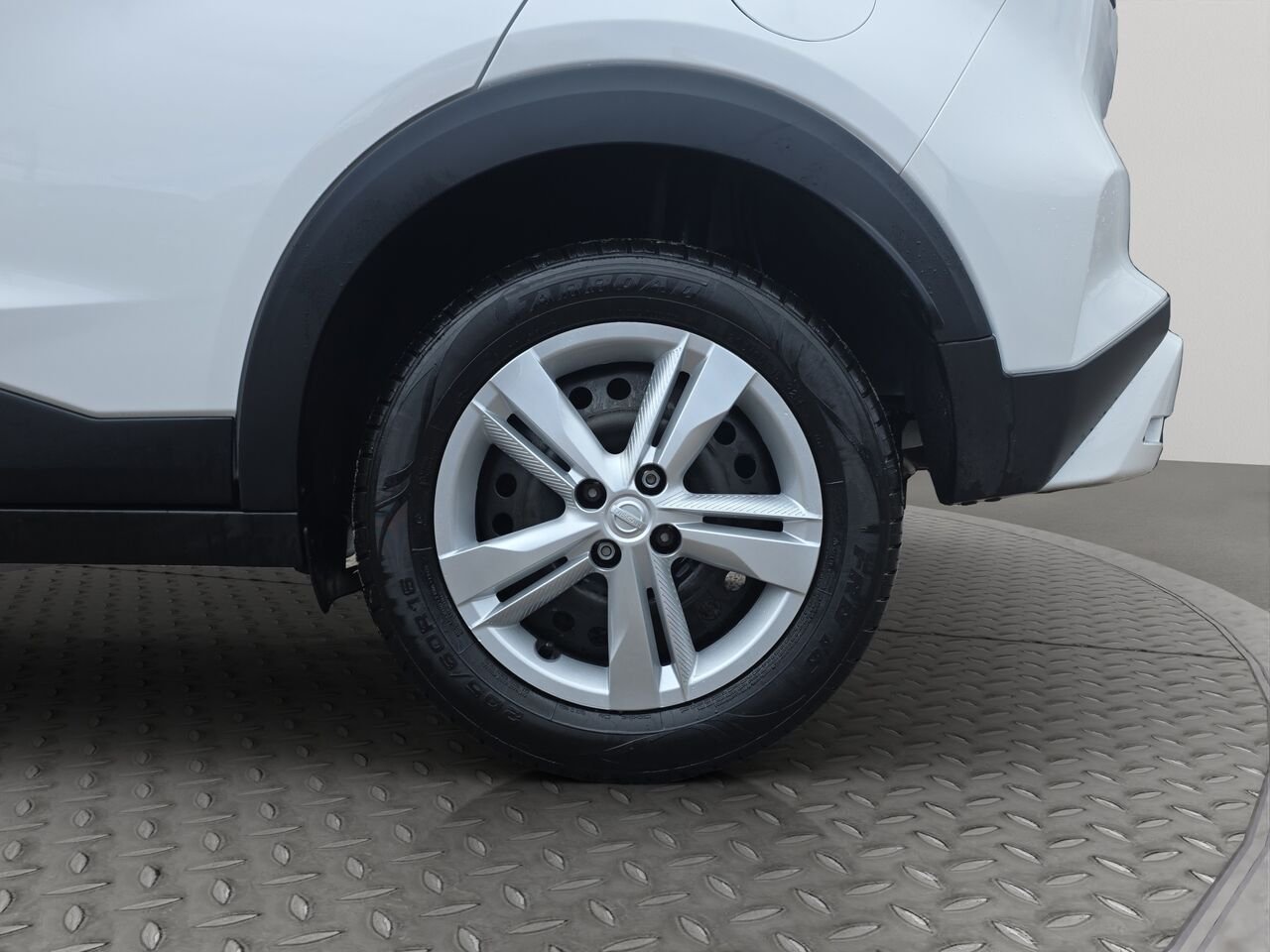 2024 Nissan Kicks S TA, commande audio au volant, bluetooth White Val-David - photo #24