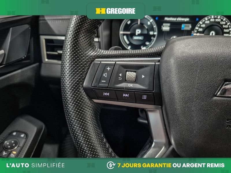 2024 Mitsubishi Outlander Bronze Saint-Eustache - photo #21