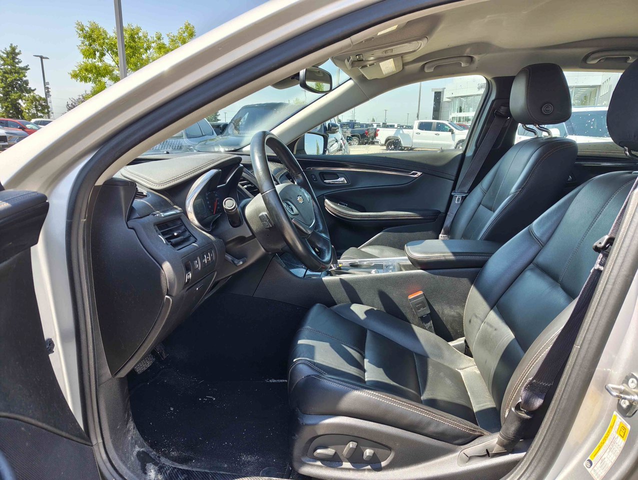 2017 Chevrolet Impala 4dr Sdn LT w/1LT Grey Sherwood Park - photo #6