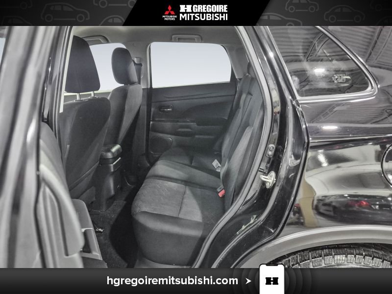 2022 Mitsubishi RVR Black Laval - photo #24