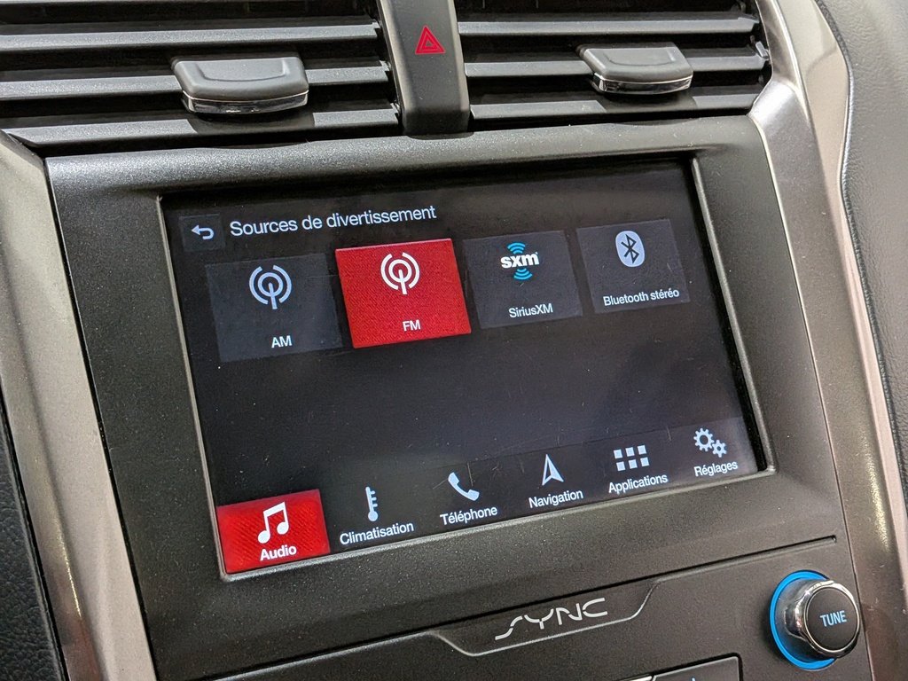 Ford Fusion Hybrid SEL FWD 2019 Blanc Val-David - photo #20