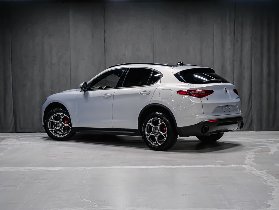 2023 Alfa Romeo Stelvio Sprint Grey