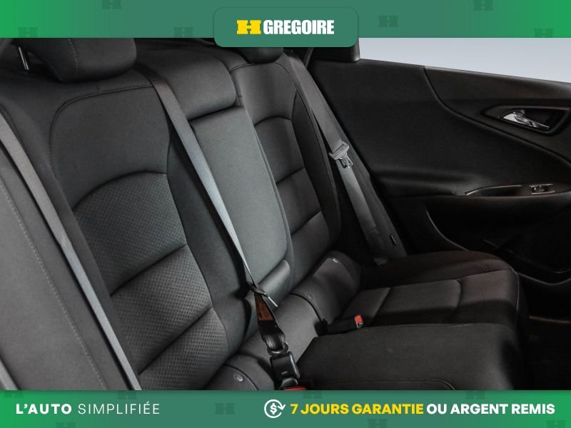 Chevrolet Malibu 2023 Blanc Saint-Eustache - photo #27