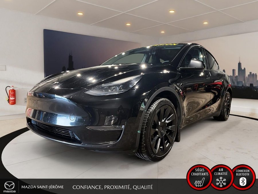 Tesla Model Y MOON ROOF | LEATHER | 2023 Noir