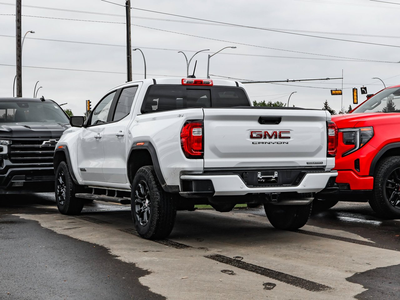 2024 GMC Canyon 4WD Crew Cab Elevation White Sherwood Park - photo #5
