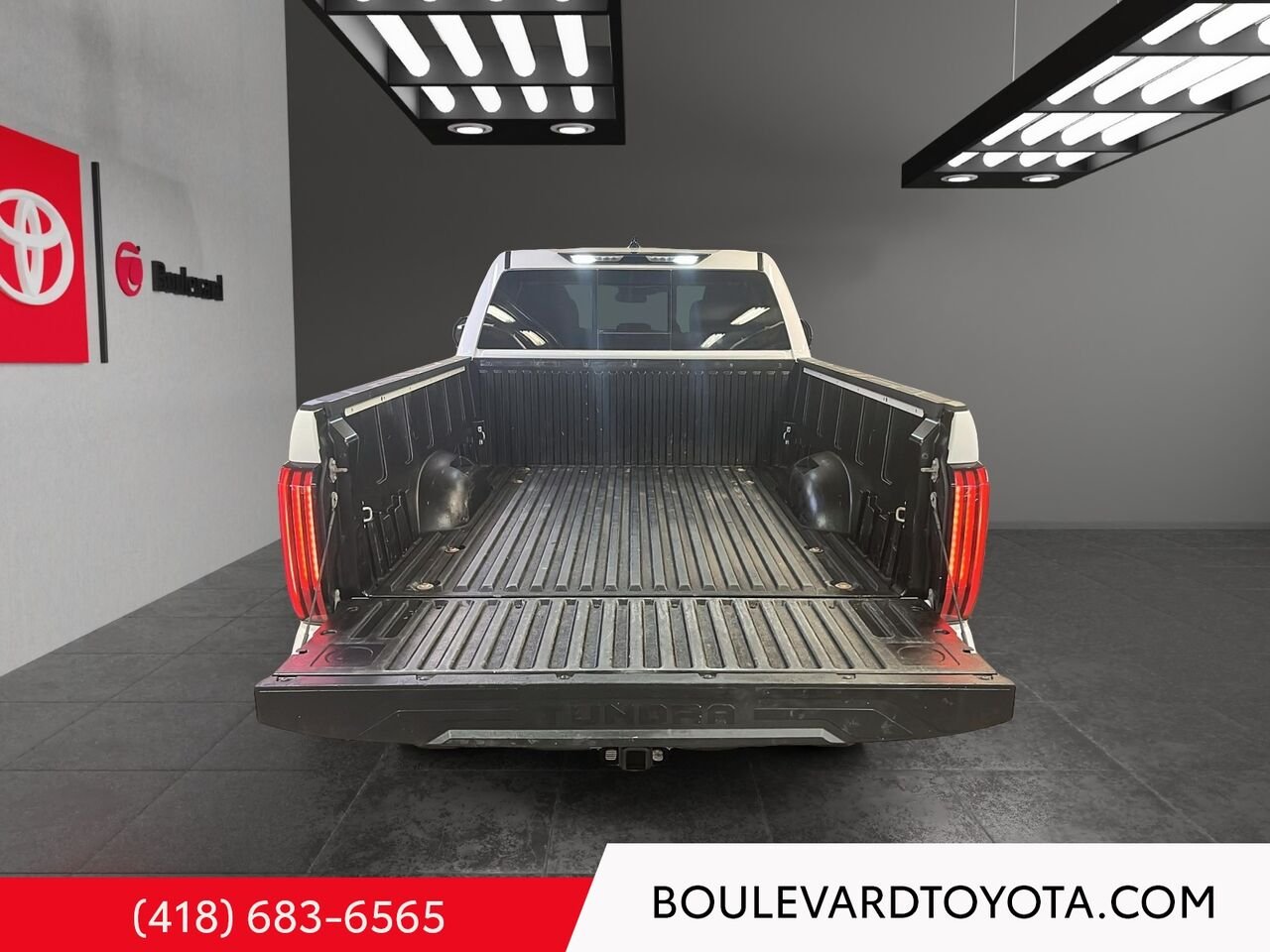 Toyota Tundra 531789-32 | SR DOUBLE CAB, 4x4 2023 Blanc Québec - photo #17