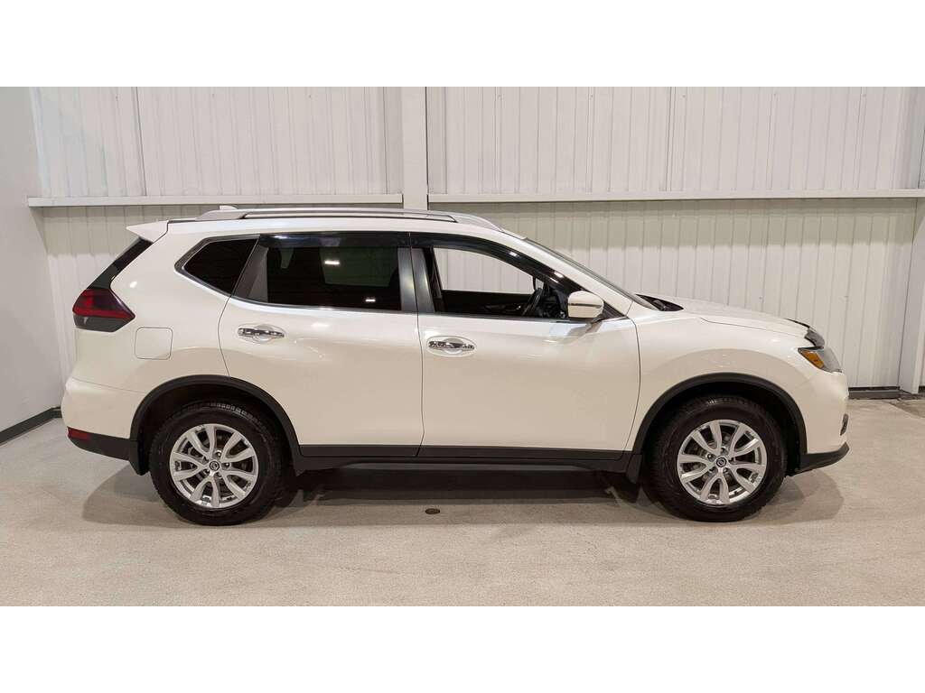 2019 Nissan Rogue AWD SV White Val-David - photo #7