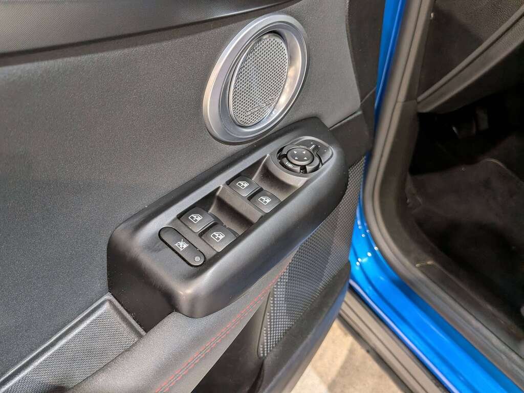 2024 Dodge Hornet R/T Plus PHEV EAWD *Ltd Avail* Blue Val-David - photo #36